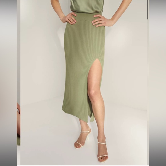 NWOT Wilfred White Slit Knit Skirt size S - Picture 1 of 7